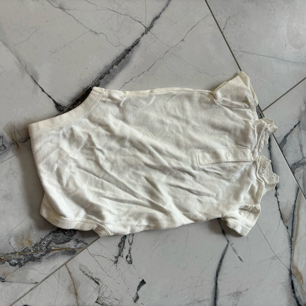 Baby Boden Cream Lace Trim Bodysuit - Picture 4 of 4